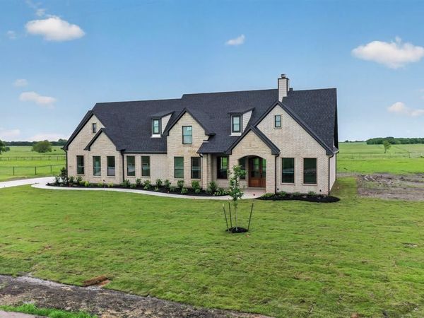 591 Alondrita Street, Celeste, TX 75423