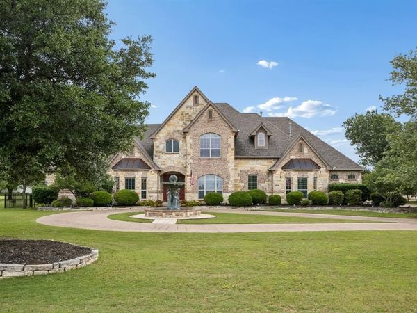 2930 Falcon Way, Midlothian, TX 76065