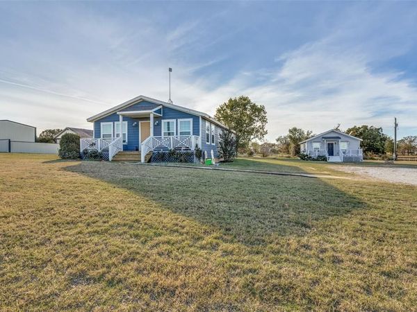 113 Mccrae Lane, Boyd, TX 76023