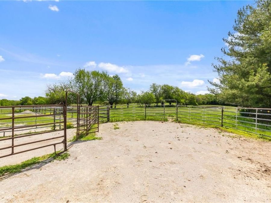 Property Image 42