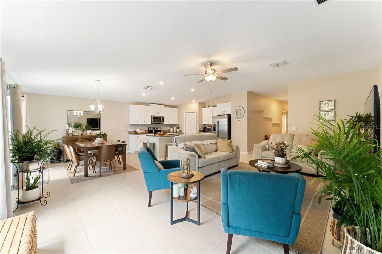 36548 Garden Wall Way, Zephyrhills, FL 33541 Photo