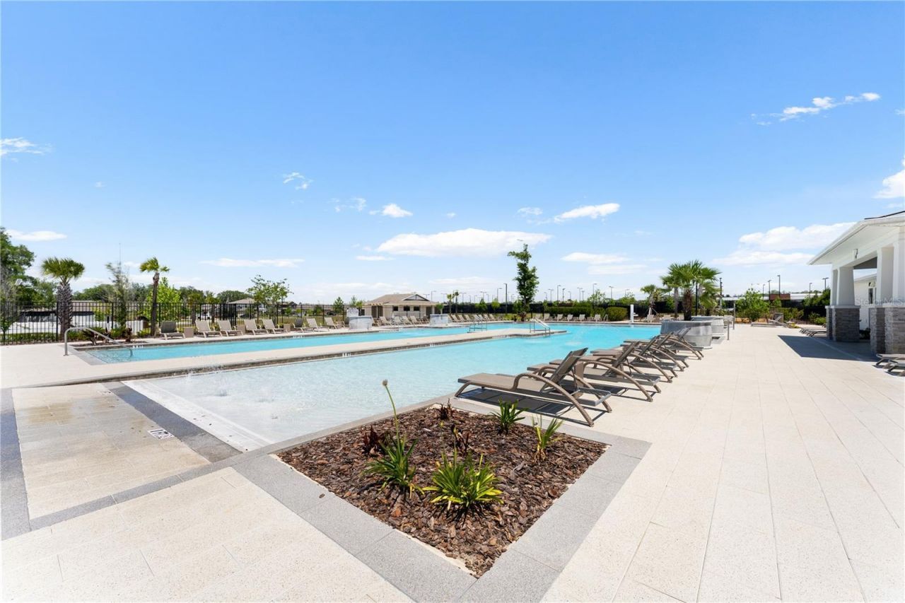 36548 Garden Wall Way, Zephyrhills, FL 33541 Photo