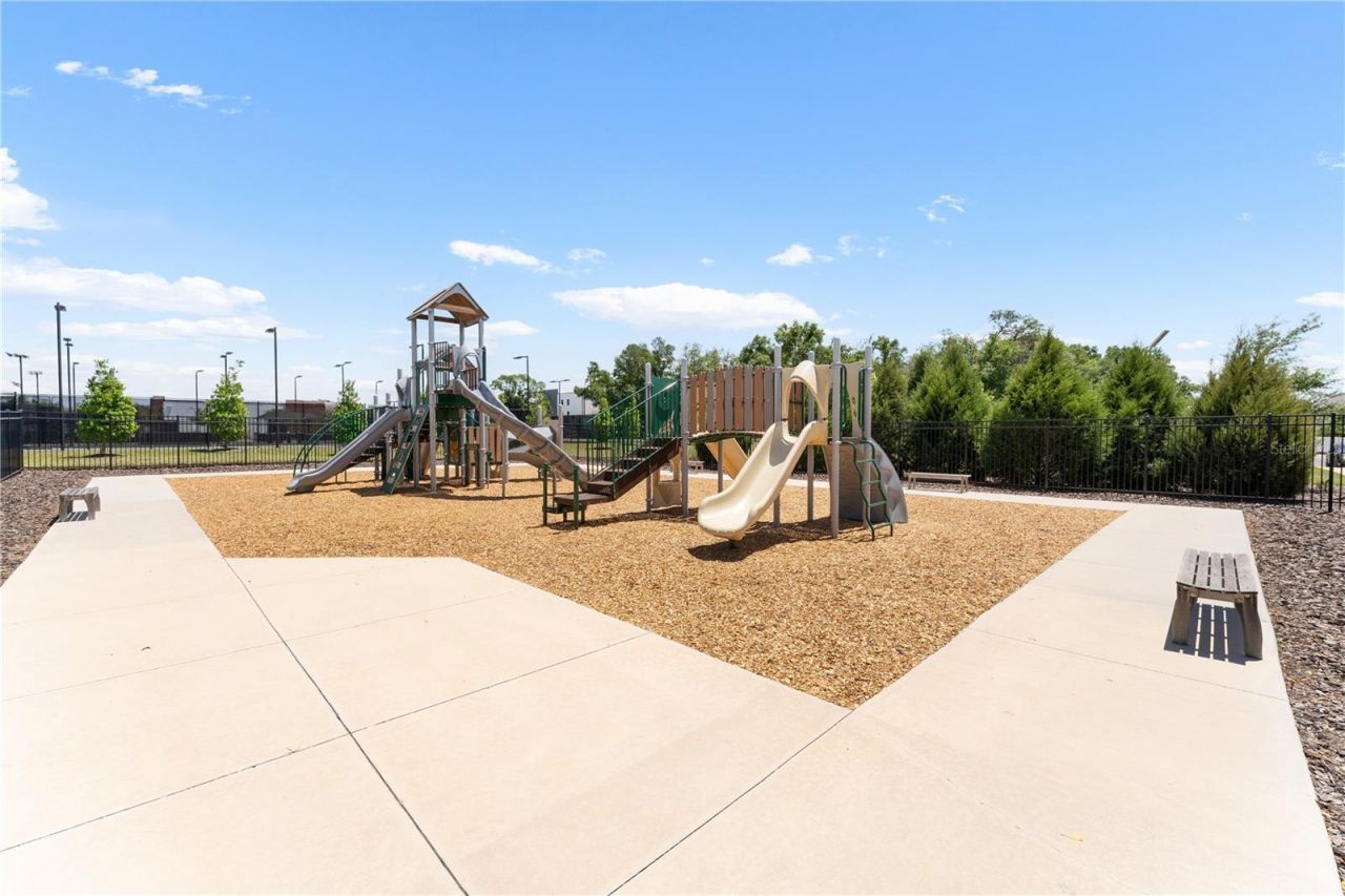 36548 Garden Wall Way, Zephyrhills, FL 33541 Photo