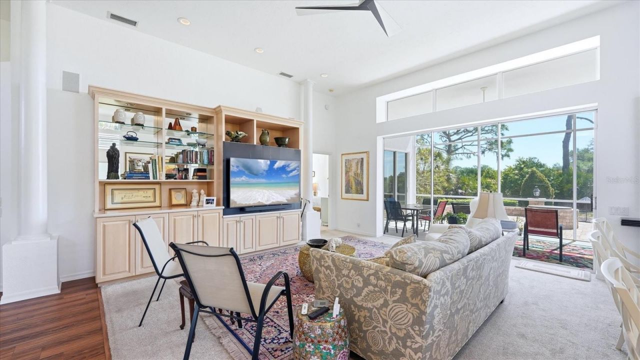 8009 Hampton Court, University Park, FL 34201 Photo