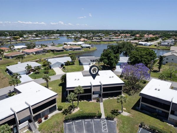 1727 LAKESIDE DRIVE , Unit 1718C, VENICE, FL 34293