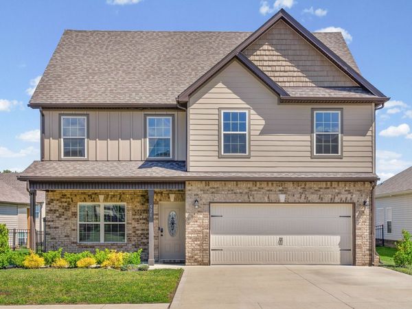 521 Castle Pinckney Ln , Clarksville, TN 37042