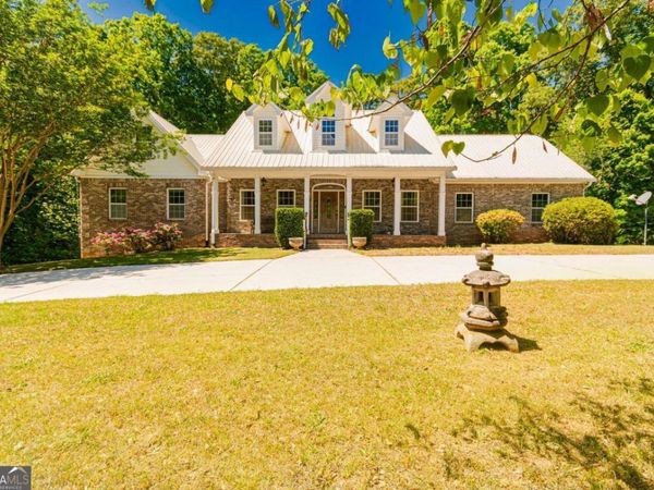 550 Oak Ridge Drive, Oxford, GA 30054