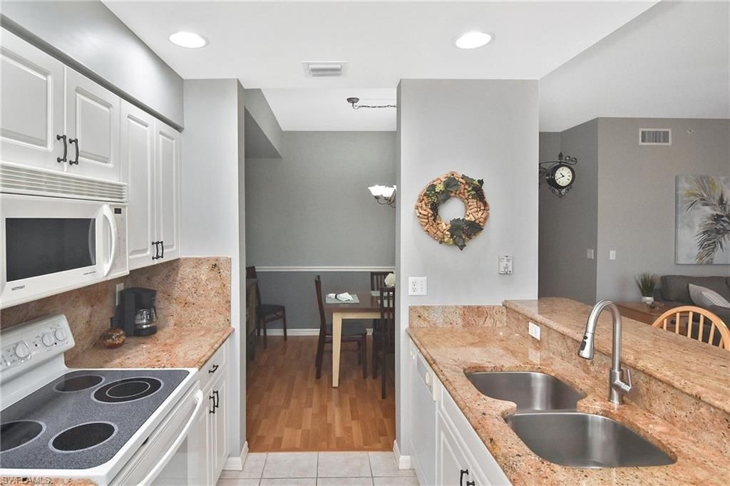8076 Queen Palm Ln, Unit 412, Fort Myers, FL 33966 Photo