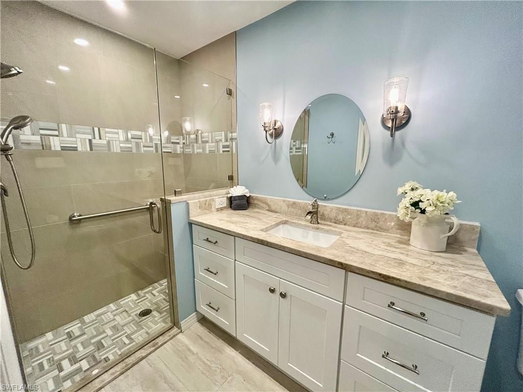 8076 Queen Palm Ln, Unit 412, Fort Myers, FL 33966 Photo