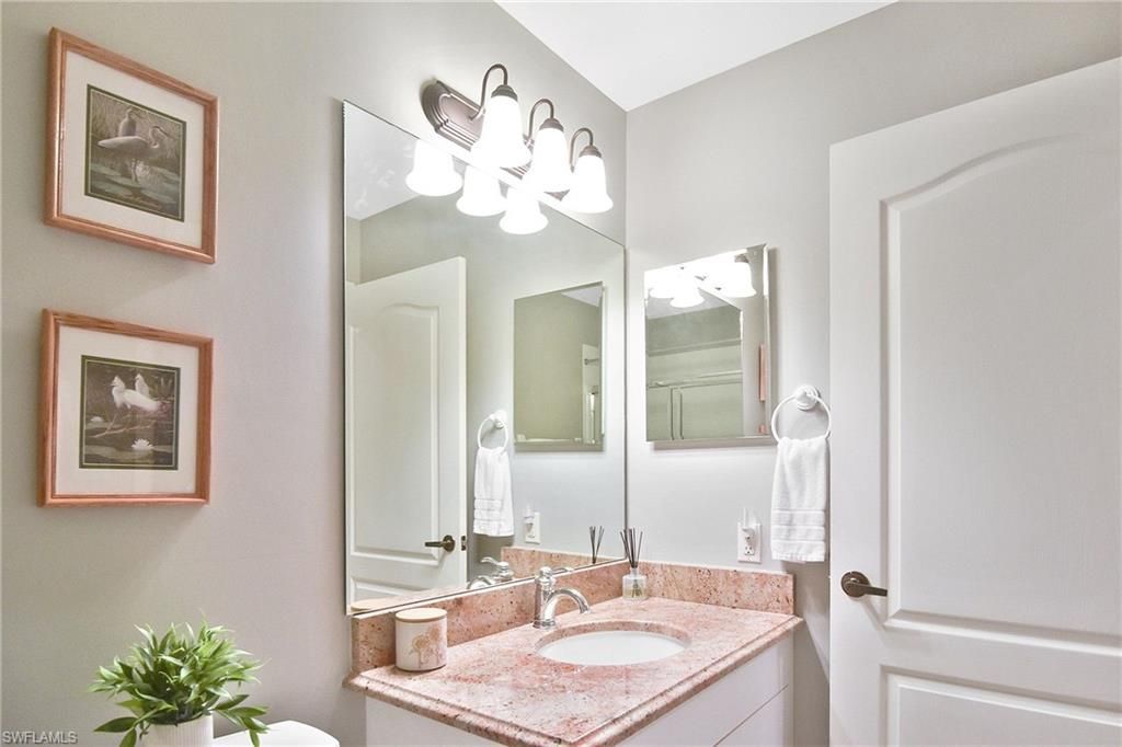 8076 Queen Palm Ln, Unit 412, Fort Myers, FL 33966 Photo