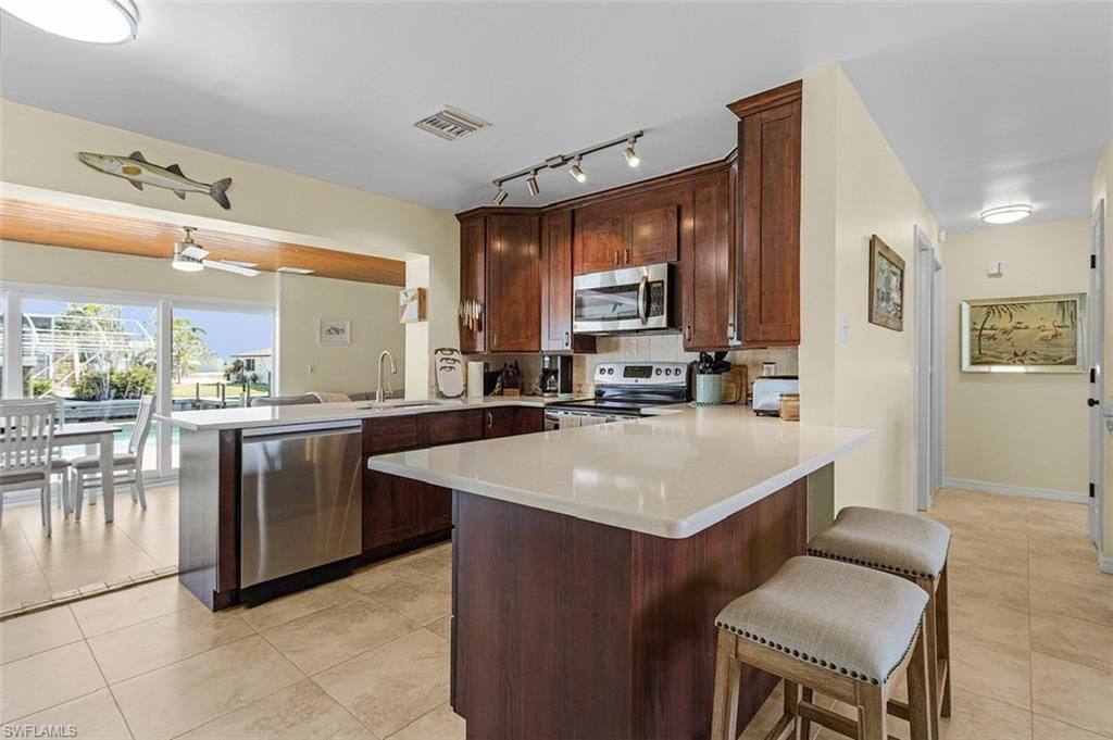 3664 Bayview Ave, Saint James City, FL 33956 Photo