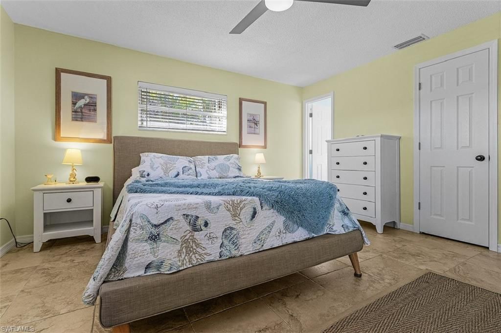 3664 Bayview Ave, Saint James City, FL 33956 Photo