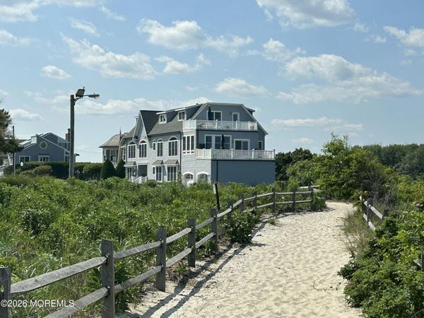 7 The Terrace, Sea Girt, NJ 08750
