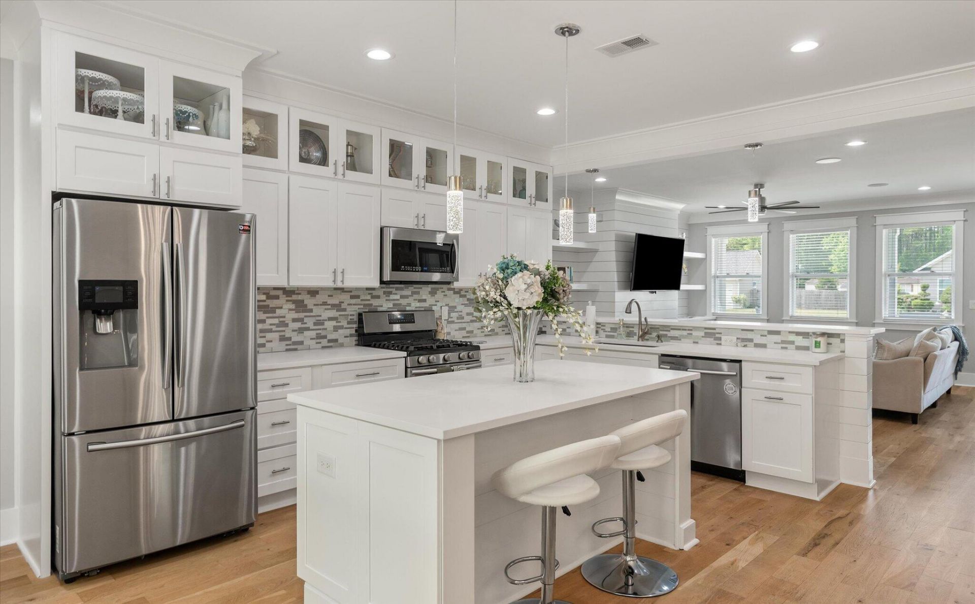204 Samantha Way Photo 15