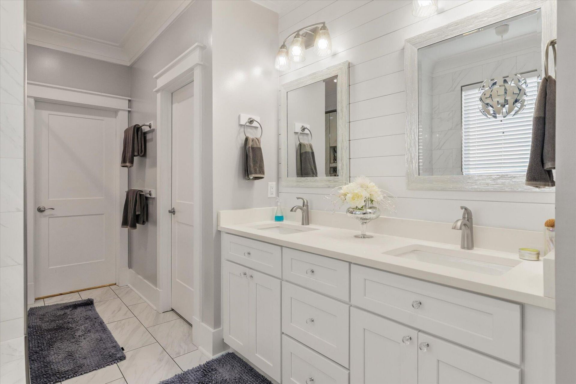204 Samantha Way Photo 25