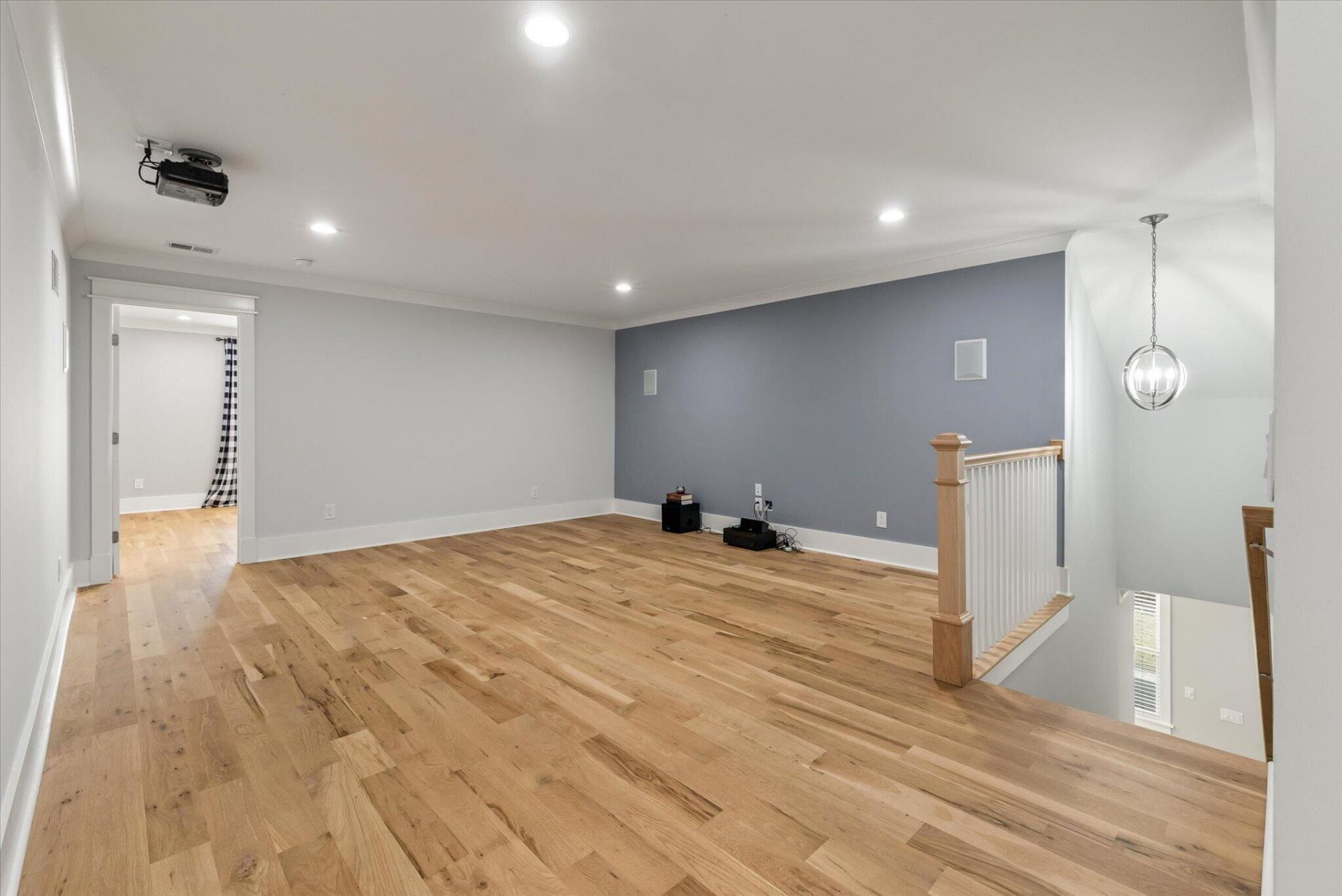 204 Samantha Way Photo 37