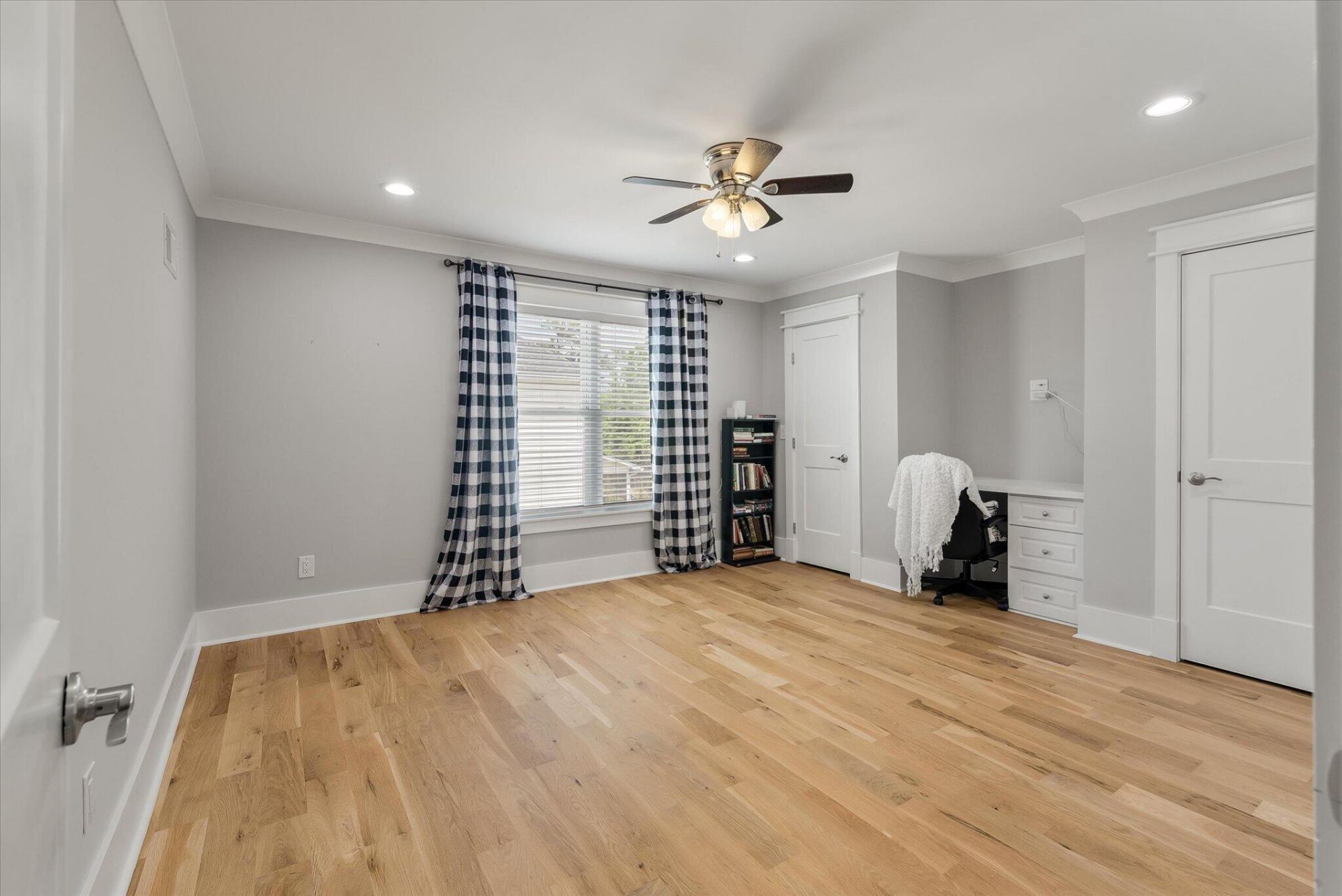 204 Samantha Way Photo 39