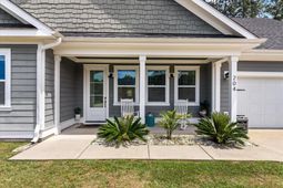 204 Samantha Way photo 4