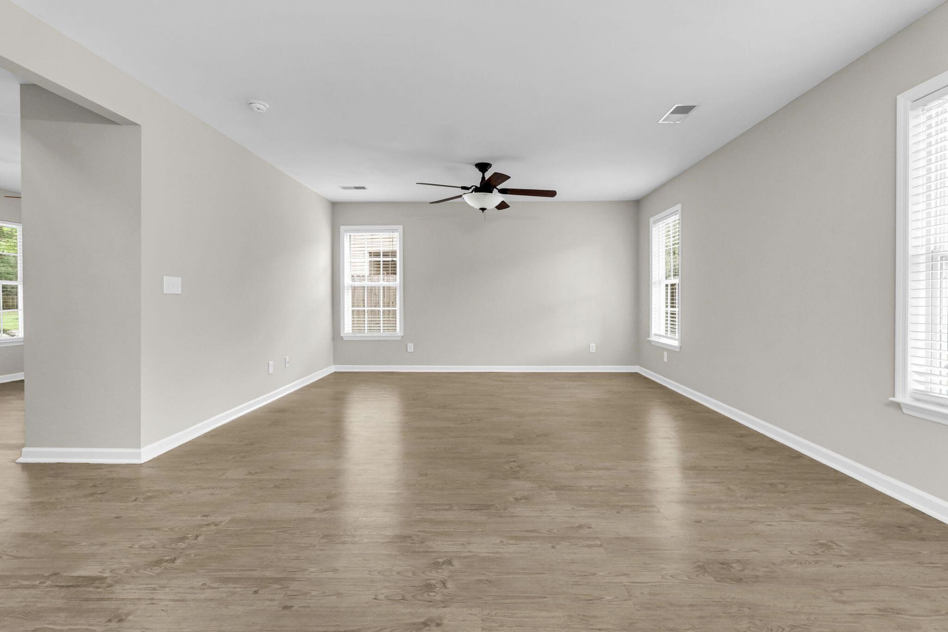 406 Arbor Oaks Drive Photo 11