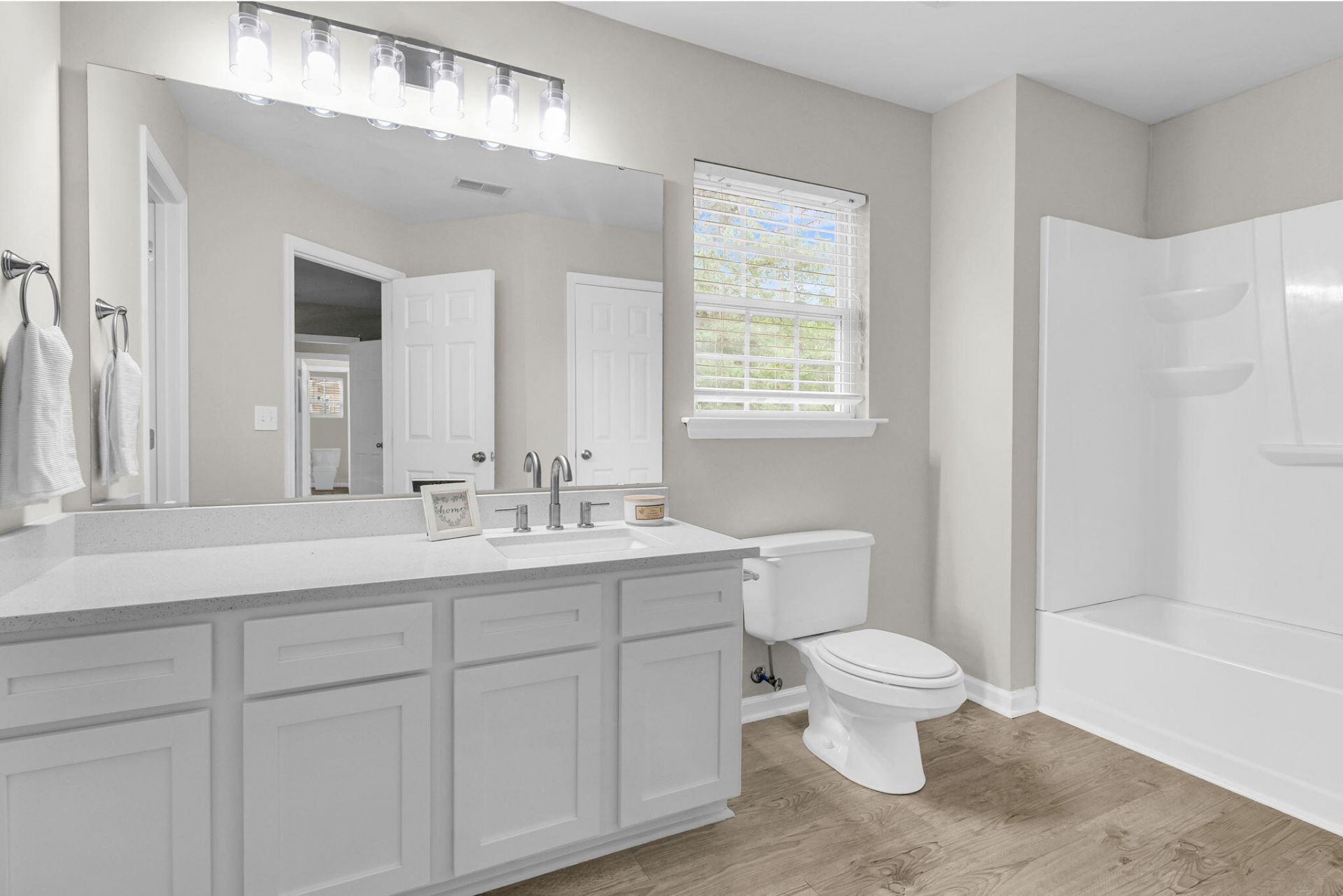 406 Arbor Oaks Drive Photo 24