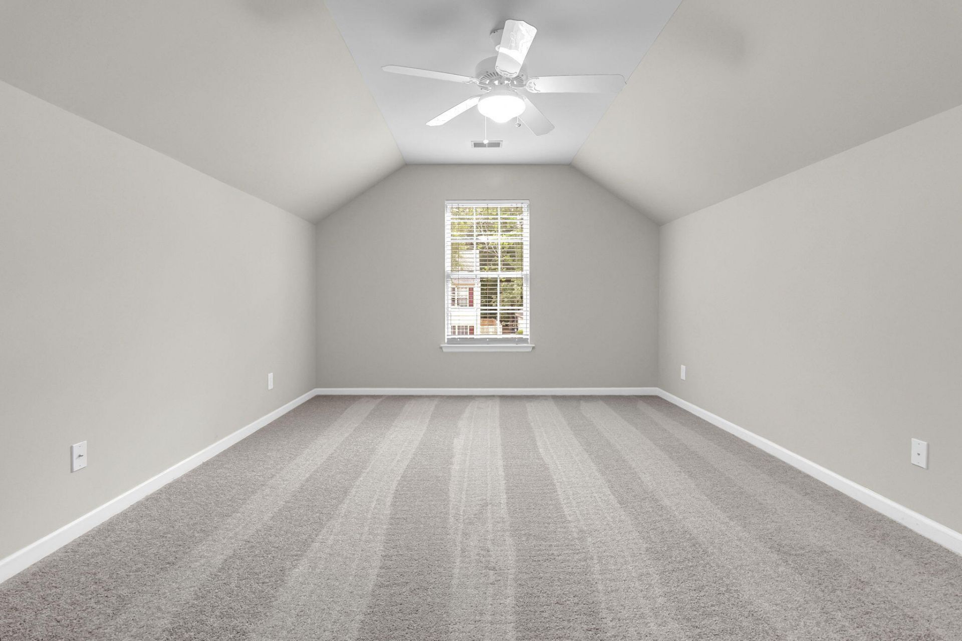 406 Arbor Oaks Drive Photo 33