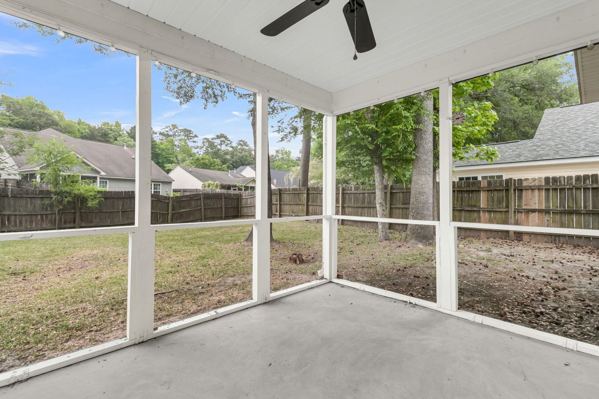 406 Arbor Oaks Drive Photo 36