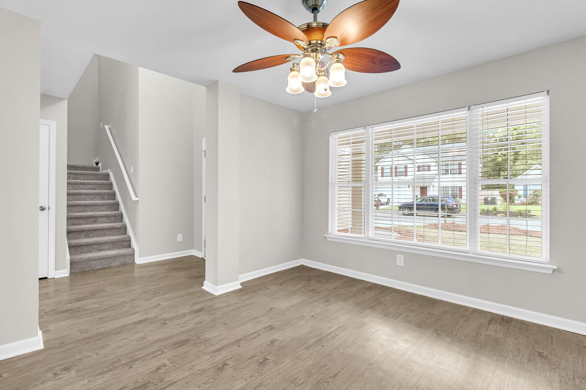 406 Arbor Oaks Drive Photo 6
