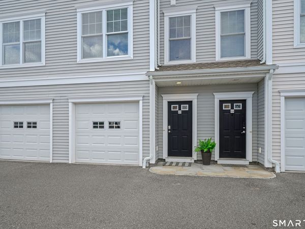 205 Copper Square, Unit 205, Bethel, CT 06801