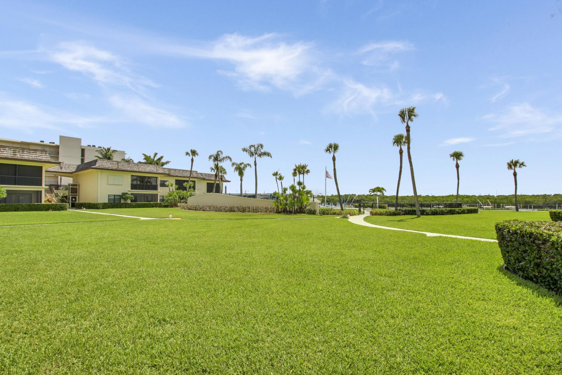 275 S Beach Road, Tequesta, FL 33469 Photo