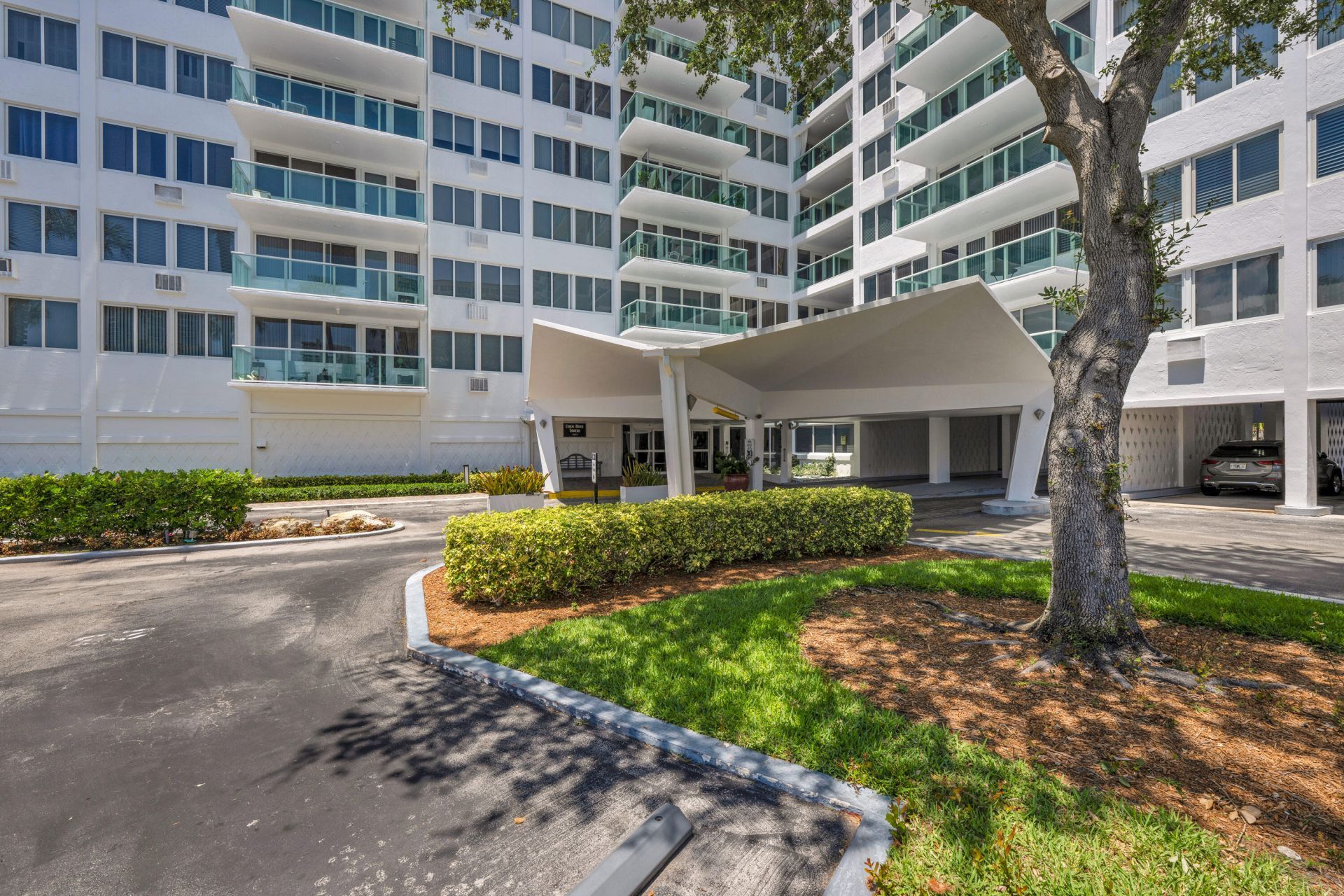 3233 NE 34th Street, Unit 1406, Fort Lauderdale, FL 33308 Photo