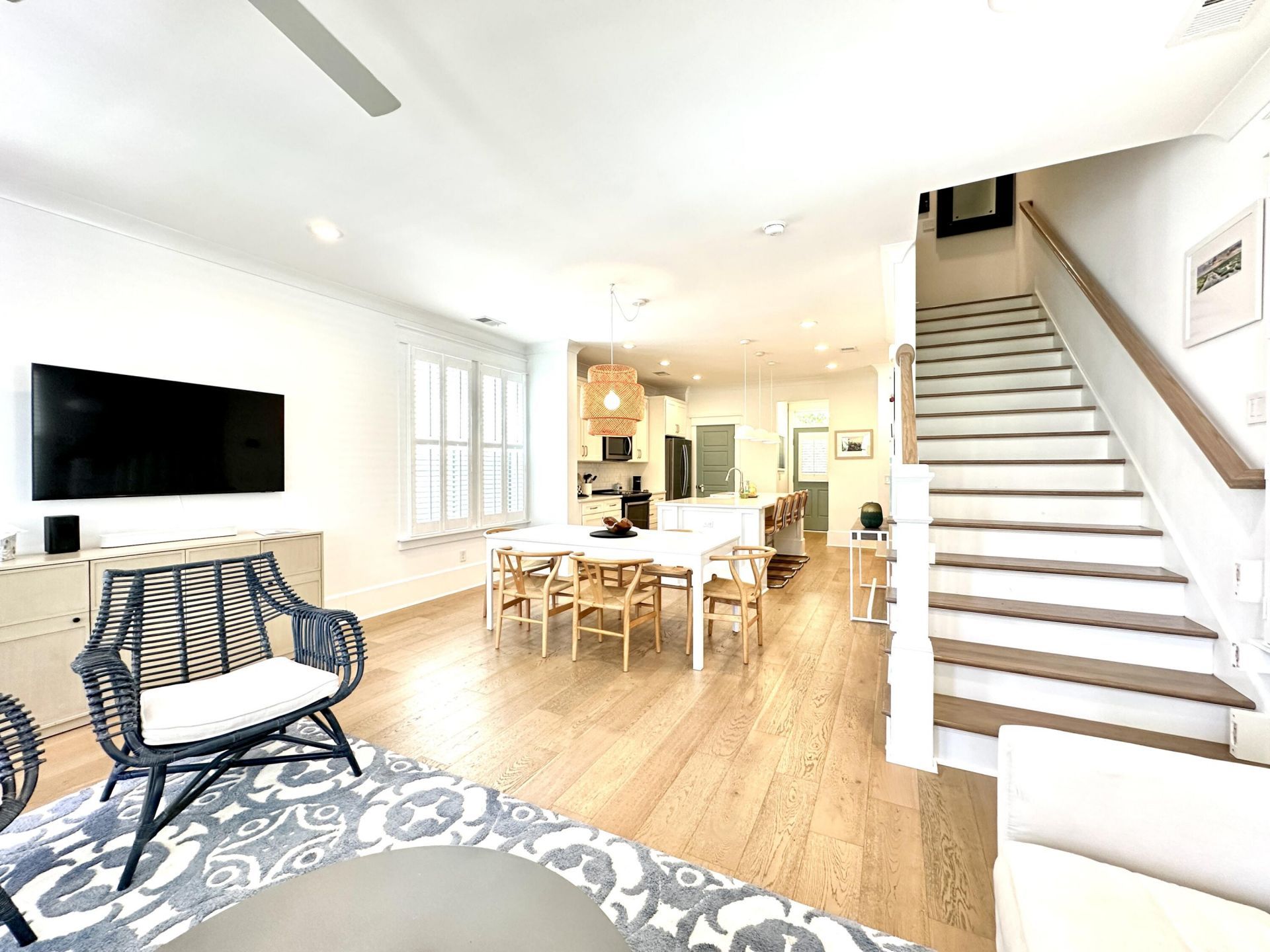 962 Key Colony Court Photo 7