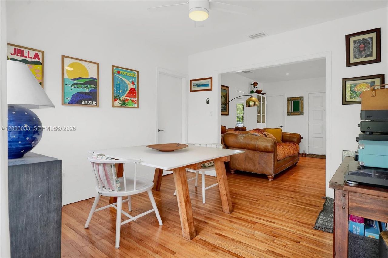 4401 SW 16th St, Miami, FL 33134 Photo