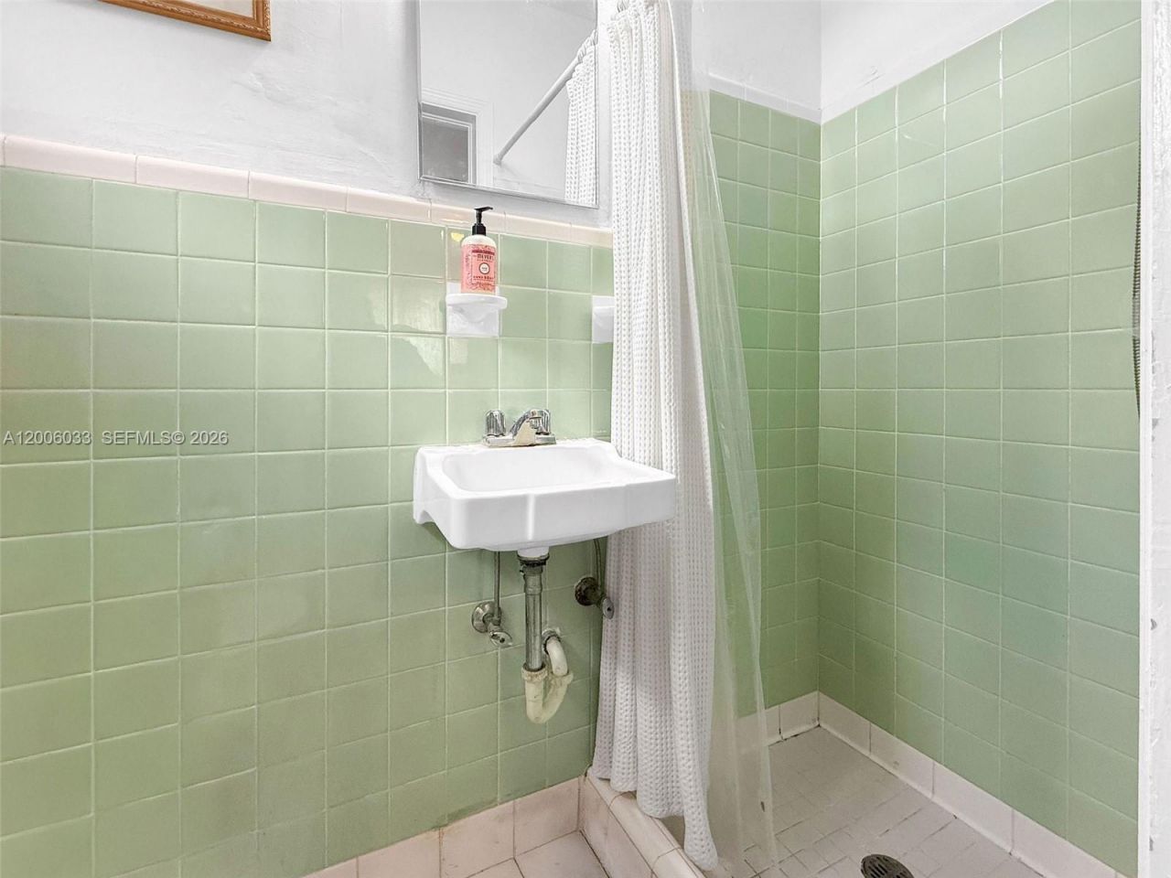 4401 SW 16th St , Miami, FL 33134 Photo