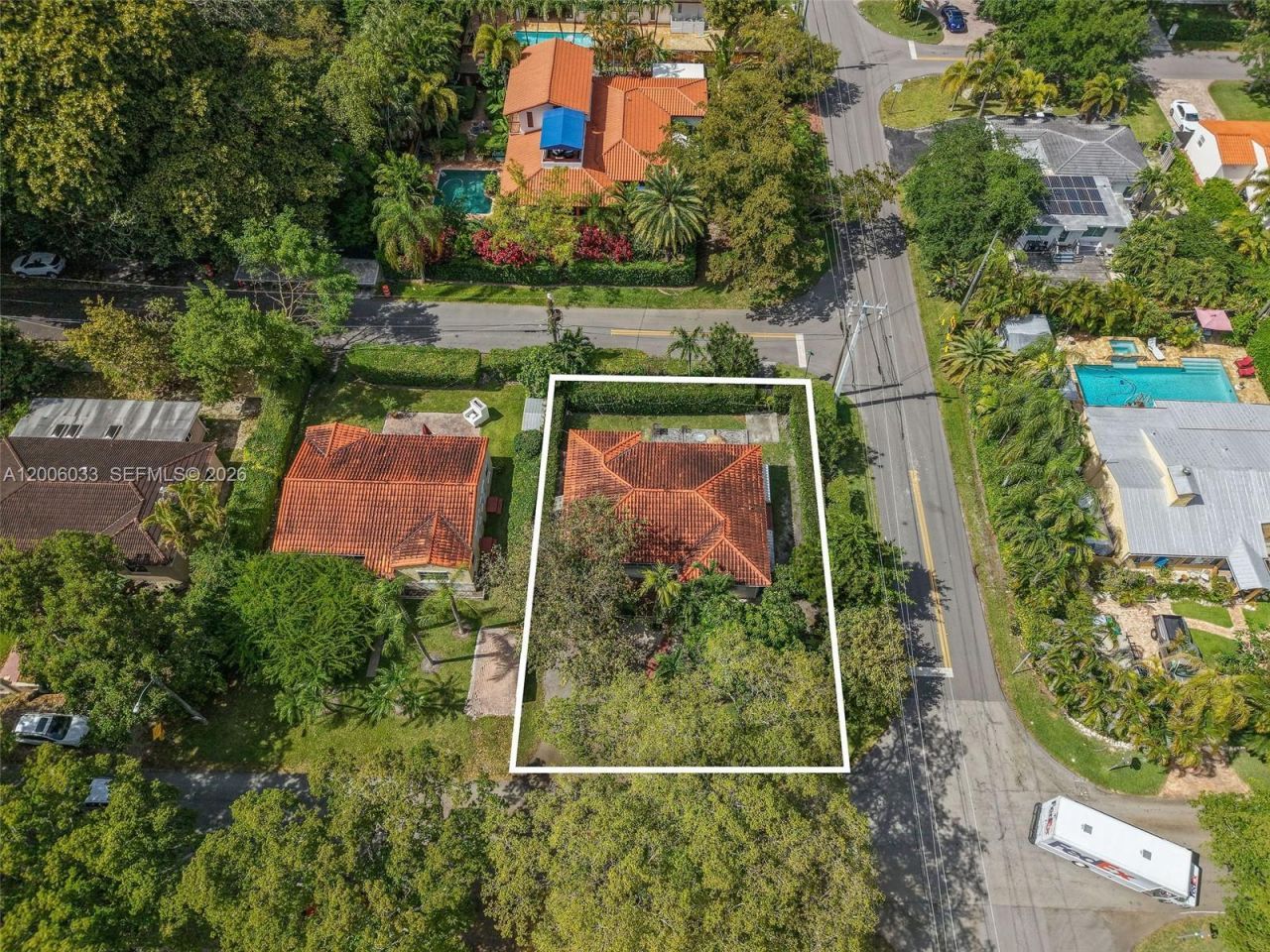 4401 SW 16th St, Miami, FL 33134 Photo