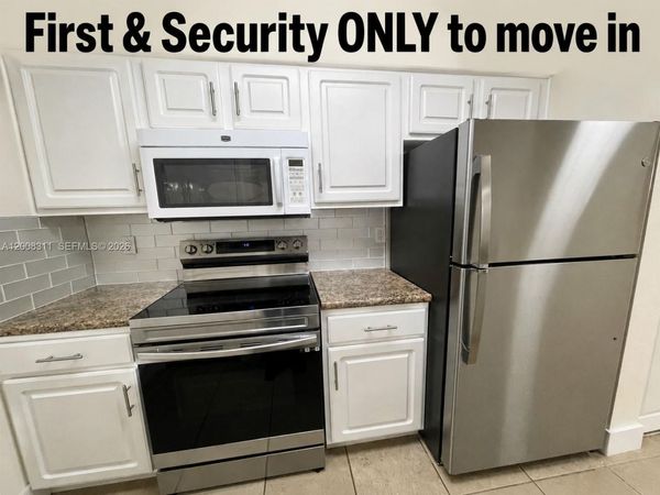 2811 N Oakland Forest Dr, Unit 102, Oakland Park, FL 33309