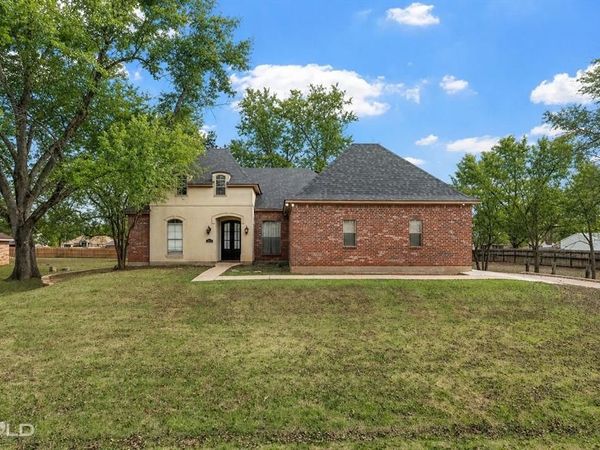5763 Sumner Lane , Bossier City, LA 71112