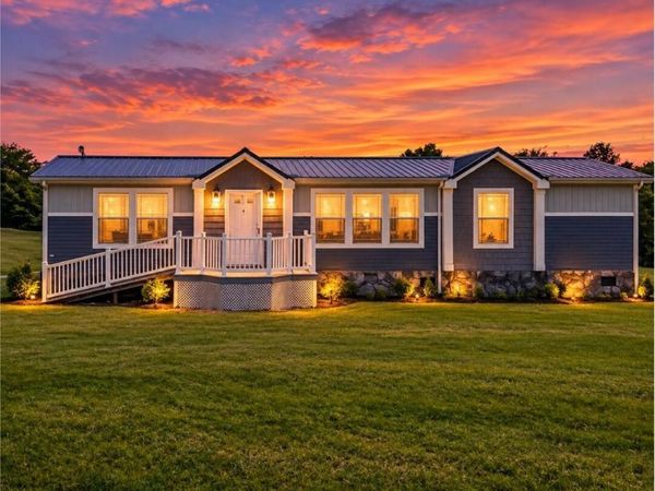 822 Sunlight Rd, Parrottsville, TN 37843