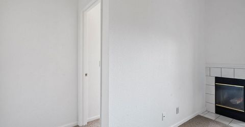 7063 Dublin Meadows St #e, Unit E, Dublin, CA 94568 Photo