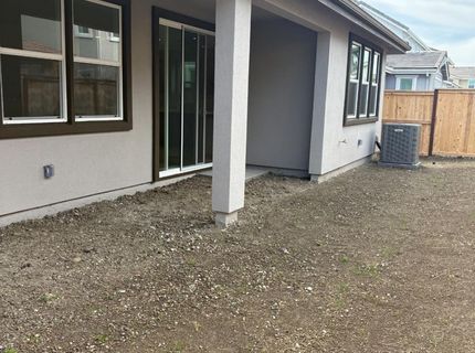 2082 Gravel Bar Way, Sacramento, CA 95832 Photo