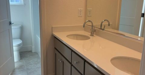 2082 Gravel Bar Way, Sacramento, CA 95832 Photo