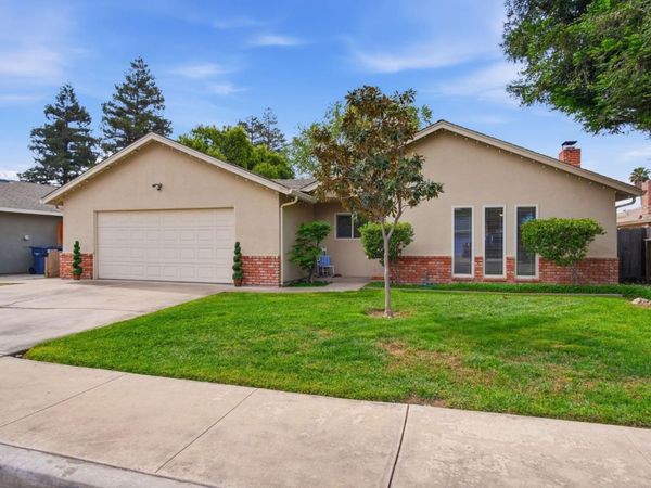 1480 Berry Dr, Turlock, CA 95382