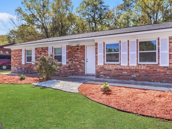 127 Glenn Bryant Road, Hinesville, GA 31313