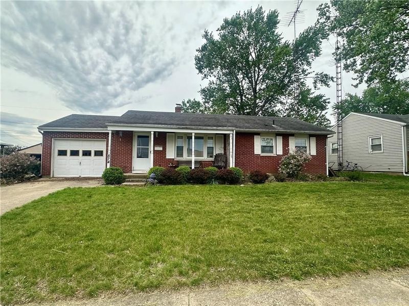 874 N Westedge Drive, Tipp City, OH 45371 Photo 1