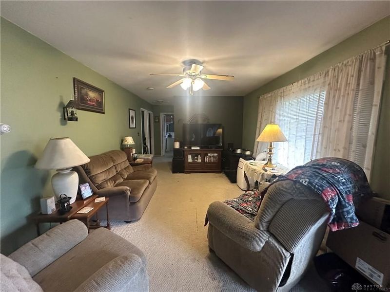 874 N Westedge Drive, Tipp City, OH 45371 Photo 4