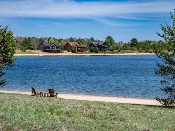 N8012 Copper Point Drive, New Lisbon, WI 53950