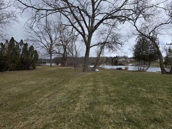 641 Dunleavy Drive, Highland, MI 48356