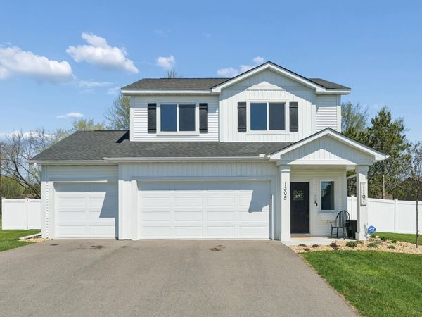 1305 Violet Street, New Richmond, WI 54017