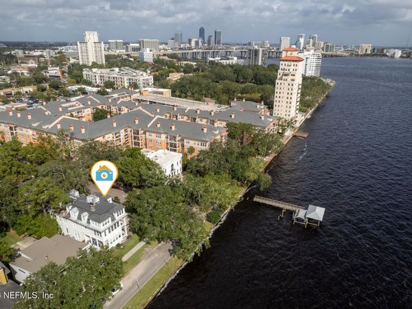 2105 RIVER Boulevard, Jacksonville, FL 32204