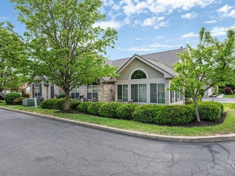 1434 Cotswold Lane, Hamilton, OH 45013 Photo 1