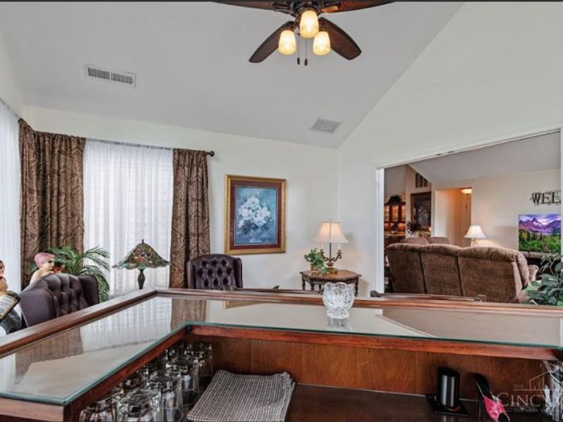 1434 Cotswold Lane, Hamilton, OH 45013 Photo 11